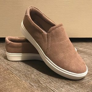 Dr. Scholl's Wink Slip-On Sneaker